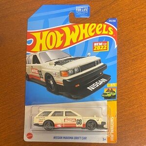 Nissan Maxima Drift Car - White